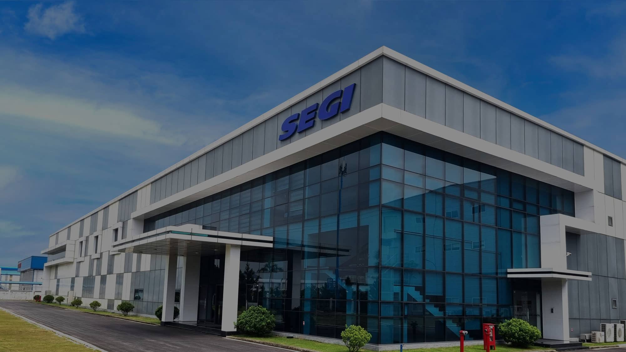 تاریخچه کمپانی مجیکار